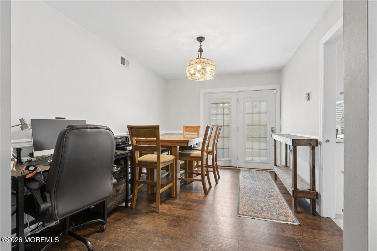 690A Friar Court Manchester NJ 08759