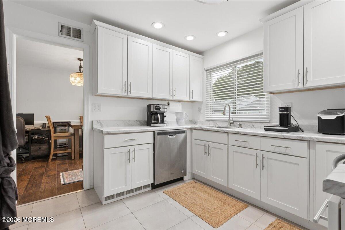 690A Friar Court Manchester NJ 08759