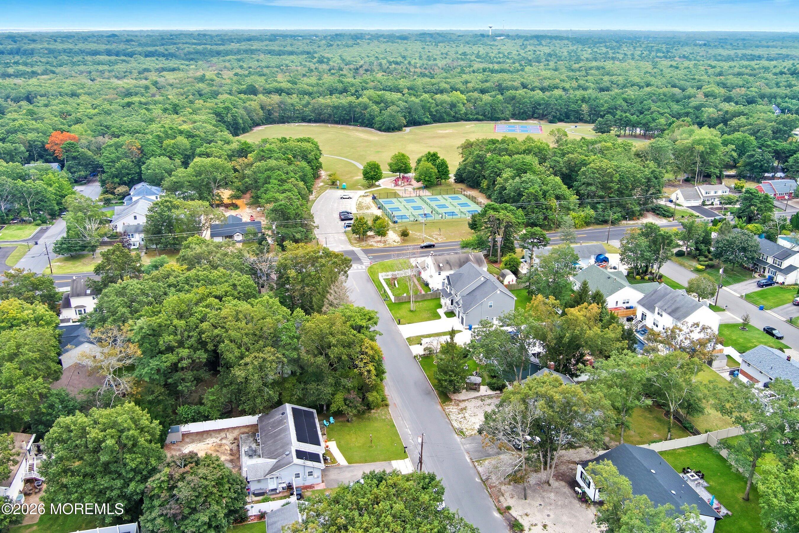 1047 Rudder Avenue Manahawkin NJ 08050