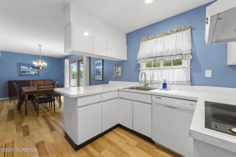 150 Idlebrook Lane Aberdeen NJ 07747