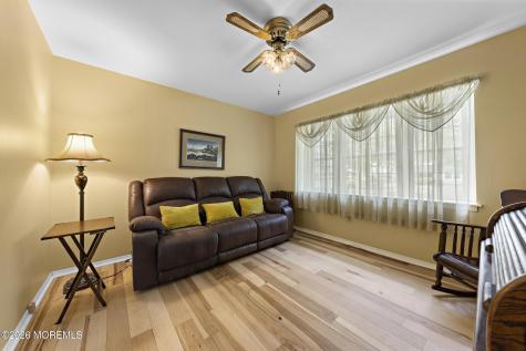 150 Idlebrook Lane Aberdeen NJ 07747