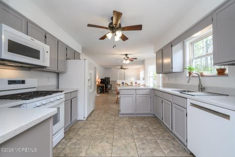 5 Clinton Court Barnegat NJ 08005