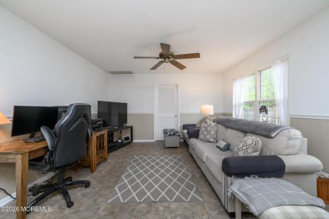 5 Clinton Court Barnegat NJ 08005