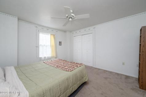 5 Clinton Court Barnegat NJ 08005