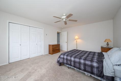 5 Clinton Court Barnegat NJ 08005