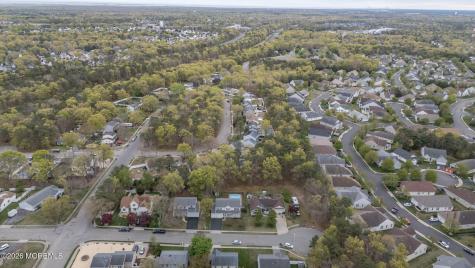 5 Clinton Court Barnegat NJ 08005