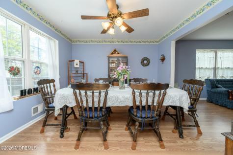 5 Clinton Court Barnegat NJ 08005