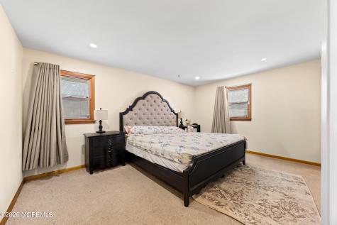 21 Starlit Drive Middlesex NJ 08846