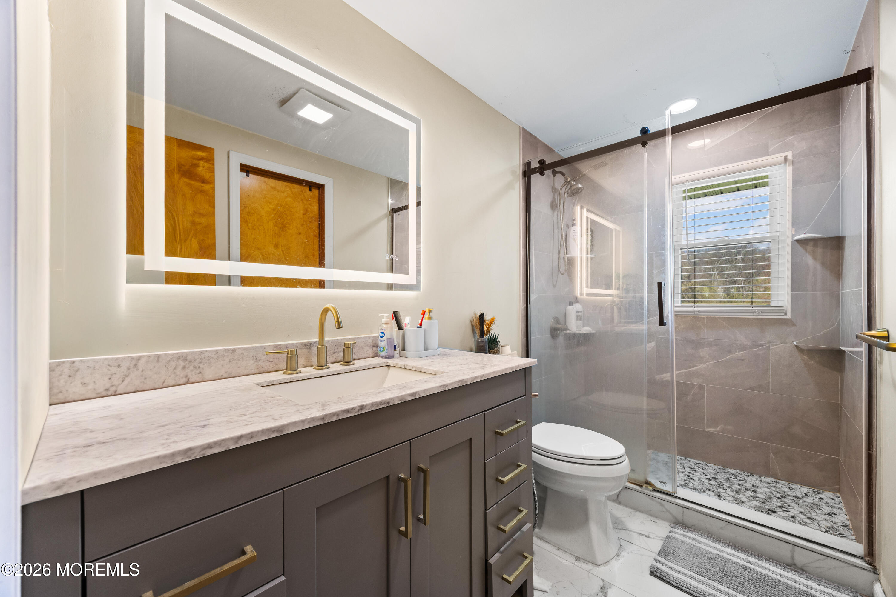 21 Starlit Drive Middlesex NJ 08846