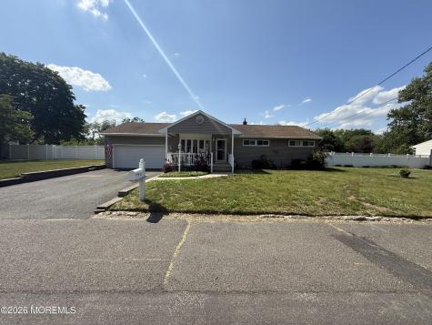 27 Maplecrest Drive Neptune Township NJ 07753