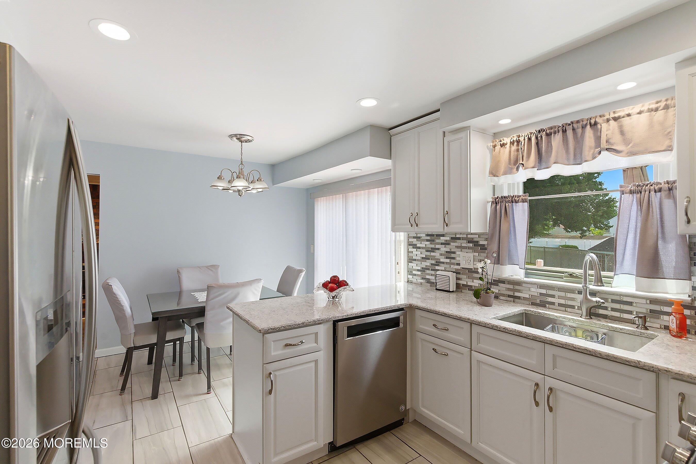 7 N Devon Drive Manalapan NJ 07726
