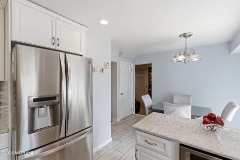 7 N Devon Drive Manalapan NJ 07726