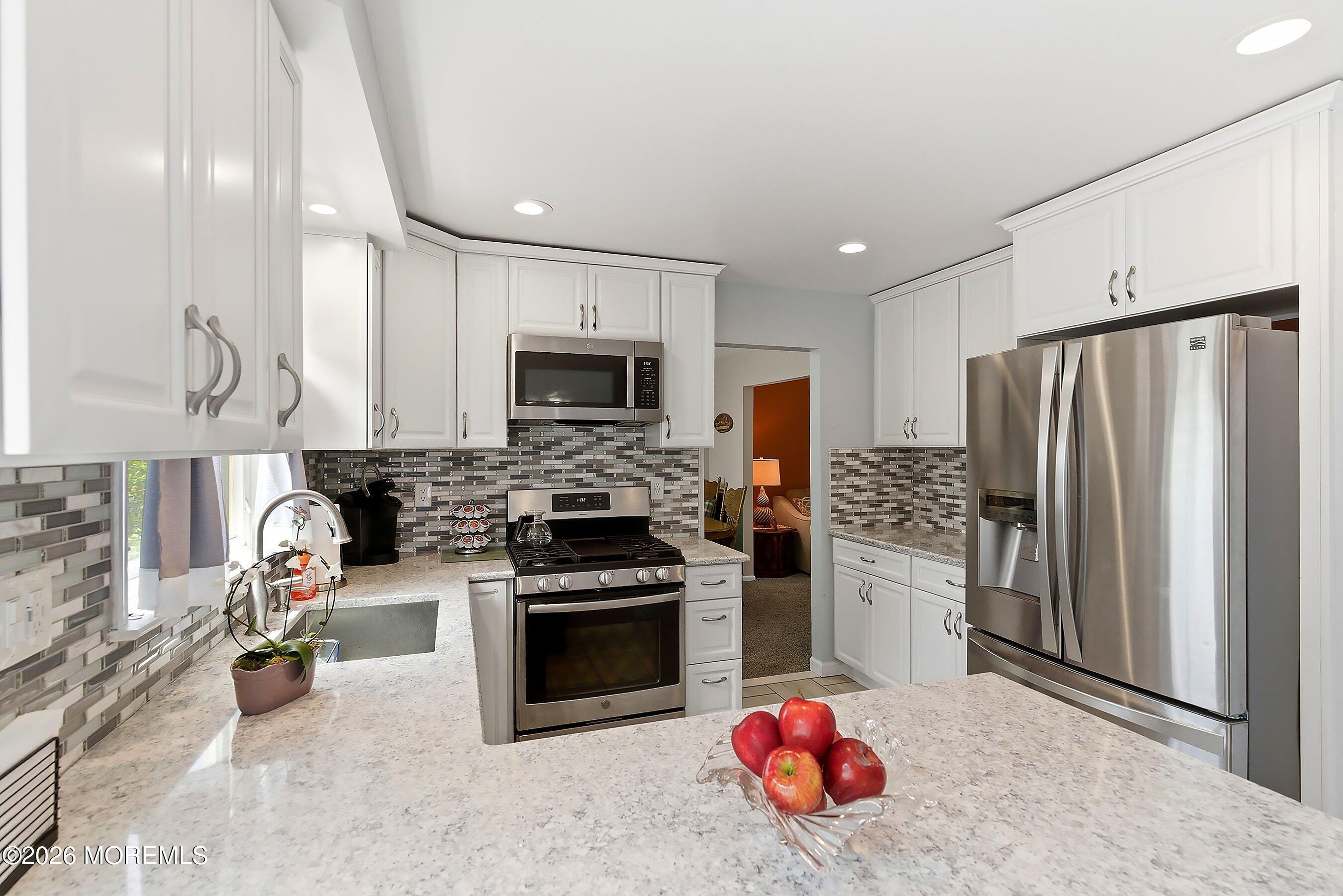7 N Devon Drive Manalapan NJ 07726
