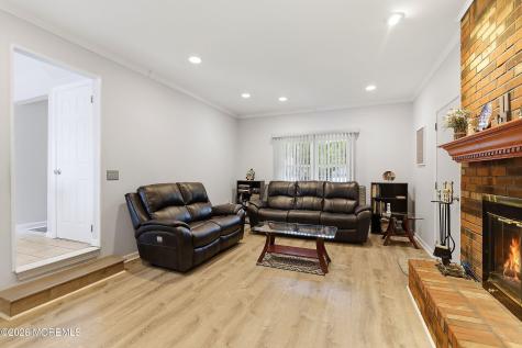 7 N Devon Drive Manalapan NJ 07726