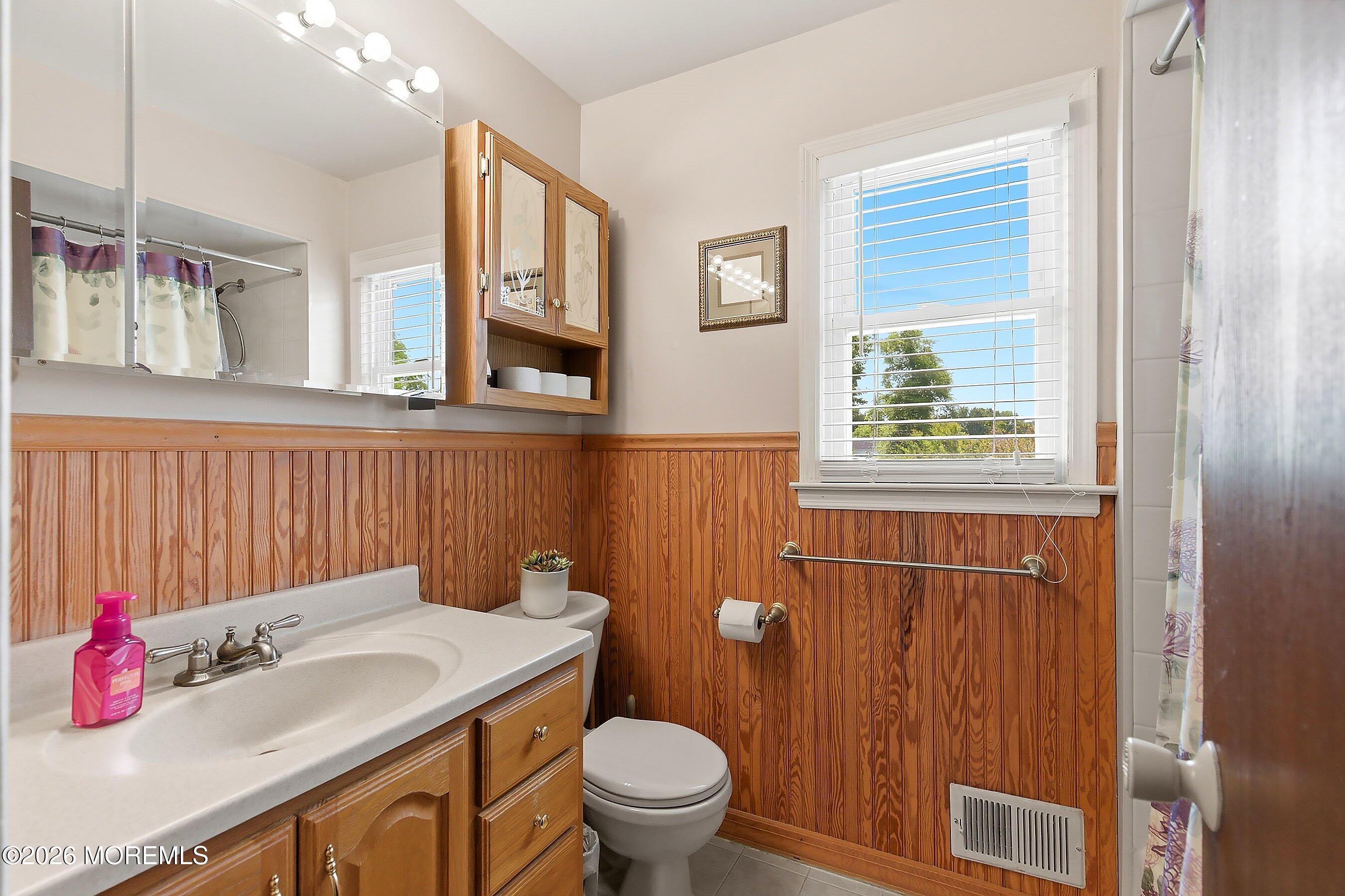 7 N Devon Drive Manalapan NJ 07726