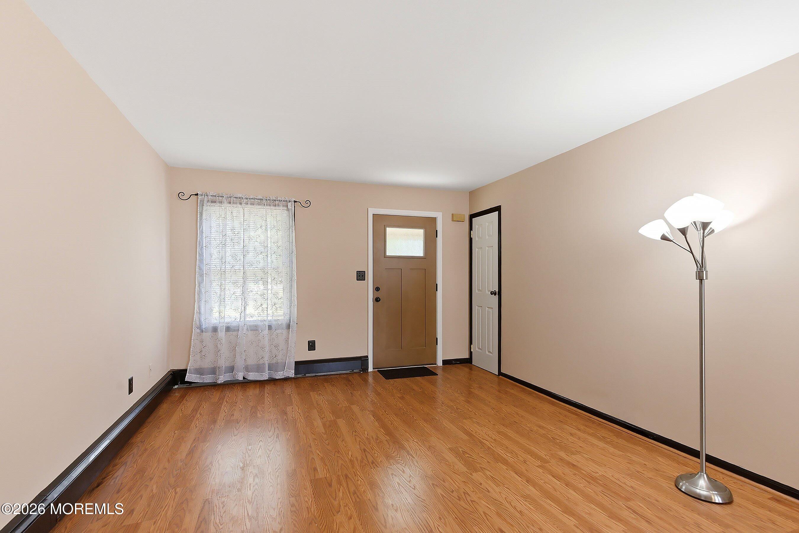 7 N Devon Drive Manalapan NJ 07726