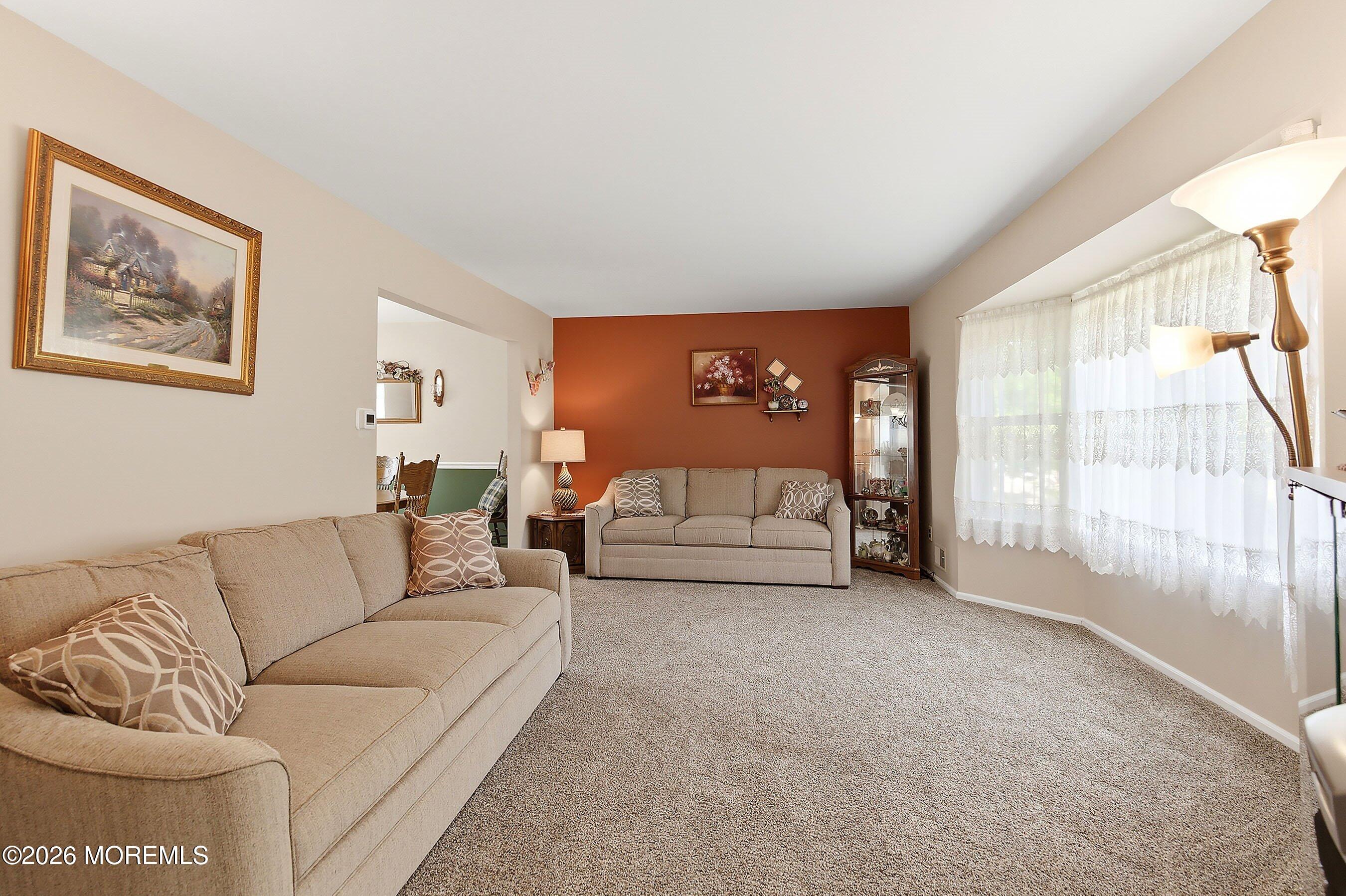 7 N Devon Drive Manalapan NJ 07726
