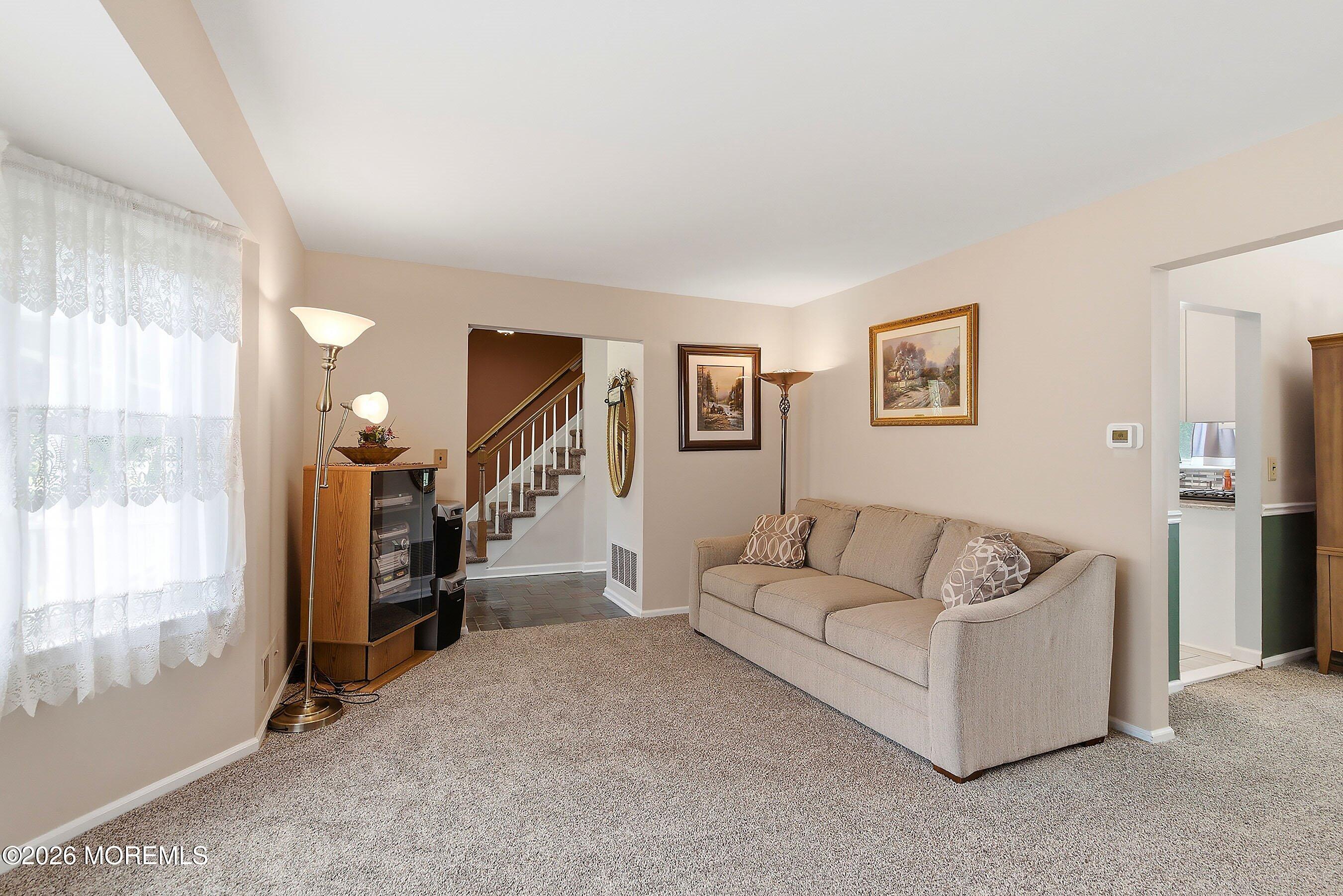 7 N Devon Drive Manalapan NJ 07726