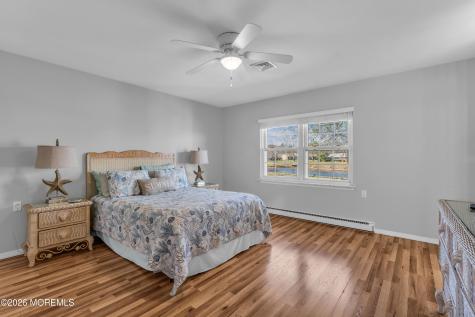 332 Canterbury Court Lakewood NJ 08701