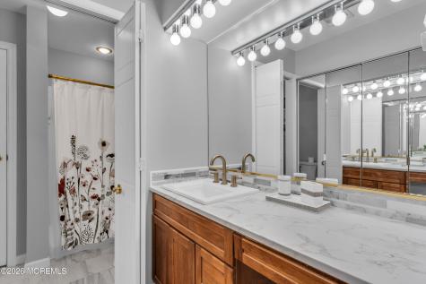332 Canterbury Court Lakewood NJ 08701