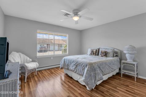 332 Canterbury Court Lakewood NJ 08701
