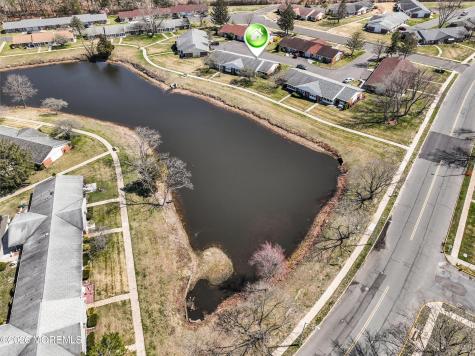 332 Canterbury Court Lakewood NJ 08701