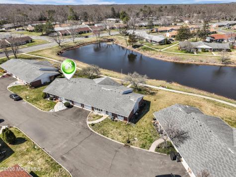 332 Canterbury Court Lakewood NJ 08701
