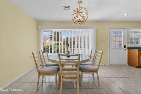 332 Canterbury Court Lakewood NJ 08701
