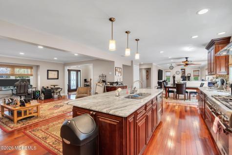 1 Edinburgh Court Jackson NJ 08527