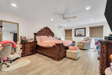 1 Edinburgh Court Jackson NJ 08527