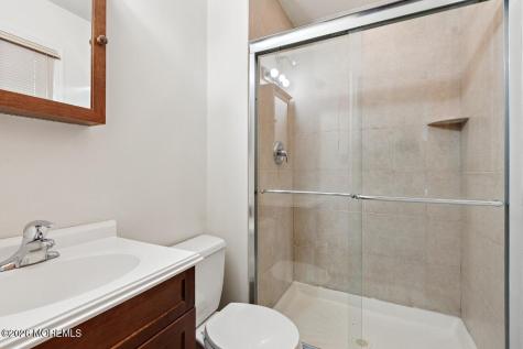 18 Rachele Court Matawan NJ 07747