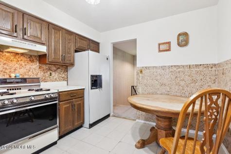 18 Rachele Court Matawan NJ 07747