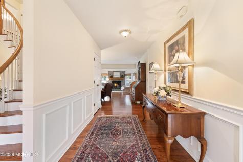 42 Dorchester Way Shrewsbury Boro NJ 07702
