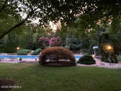 42 Dorchester Way Shrewsbury Boro NJ 07702