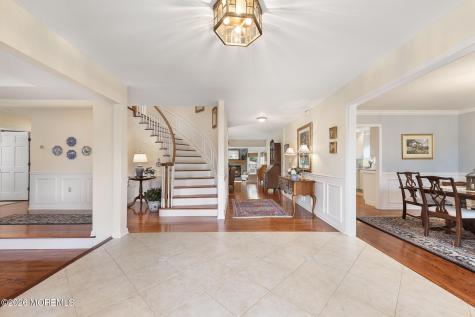 42 Dorchester Way Shrewsbury Boro NJ 07702
