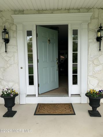 42 Dorchester Way Shrewsbury Boro NJ 07702
