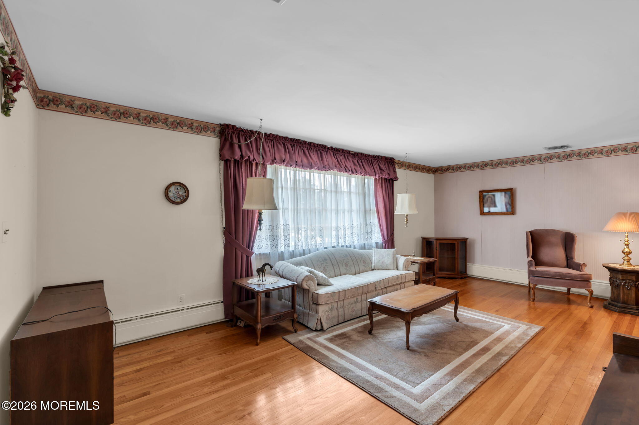 4 Dickinson Avenue Toms River NJ 08753