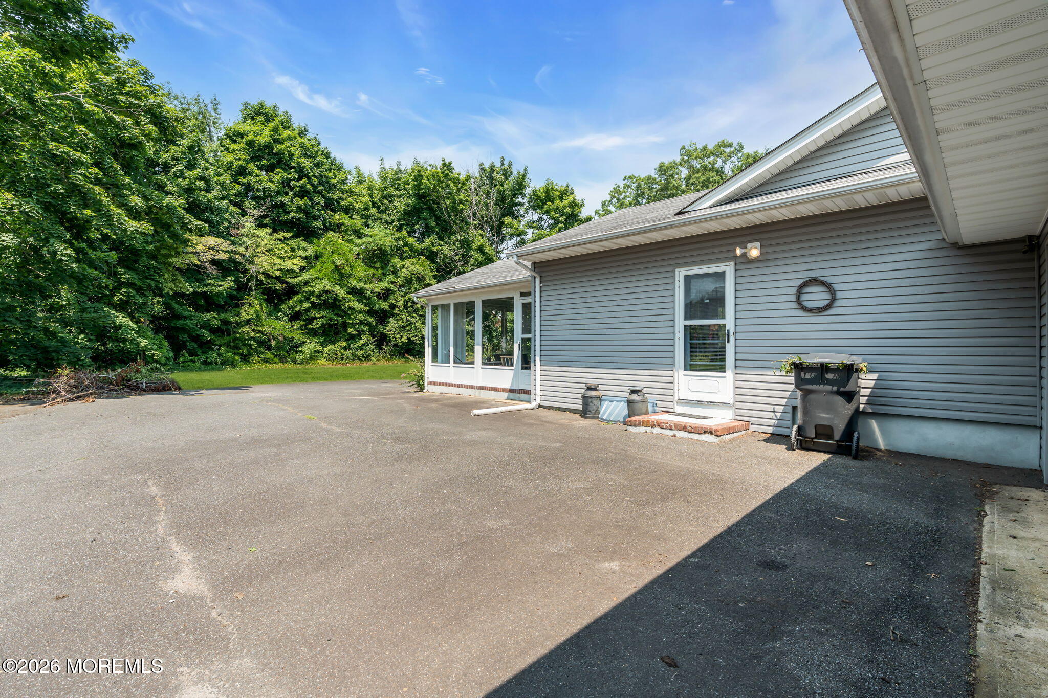 4 Dickinson Avenue Toms River NJ 08753