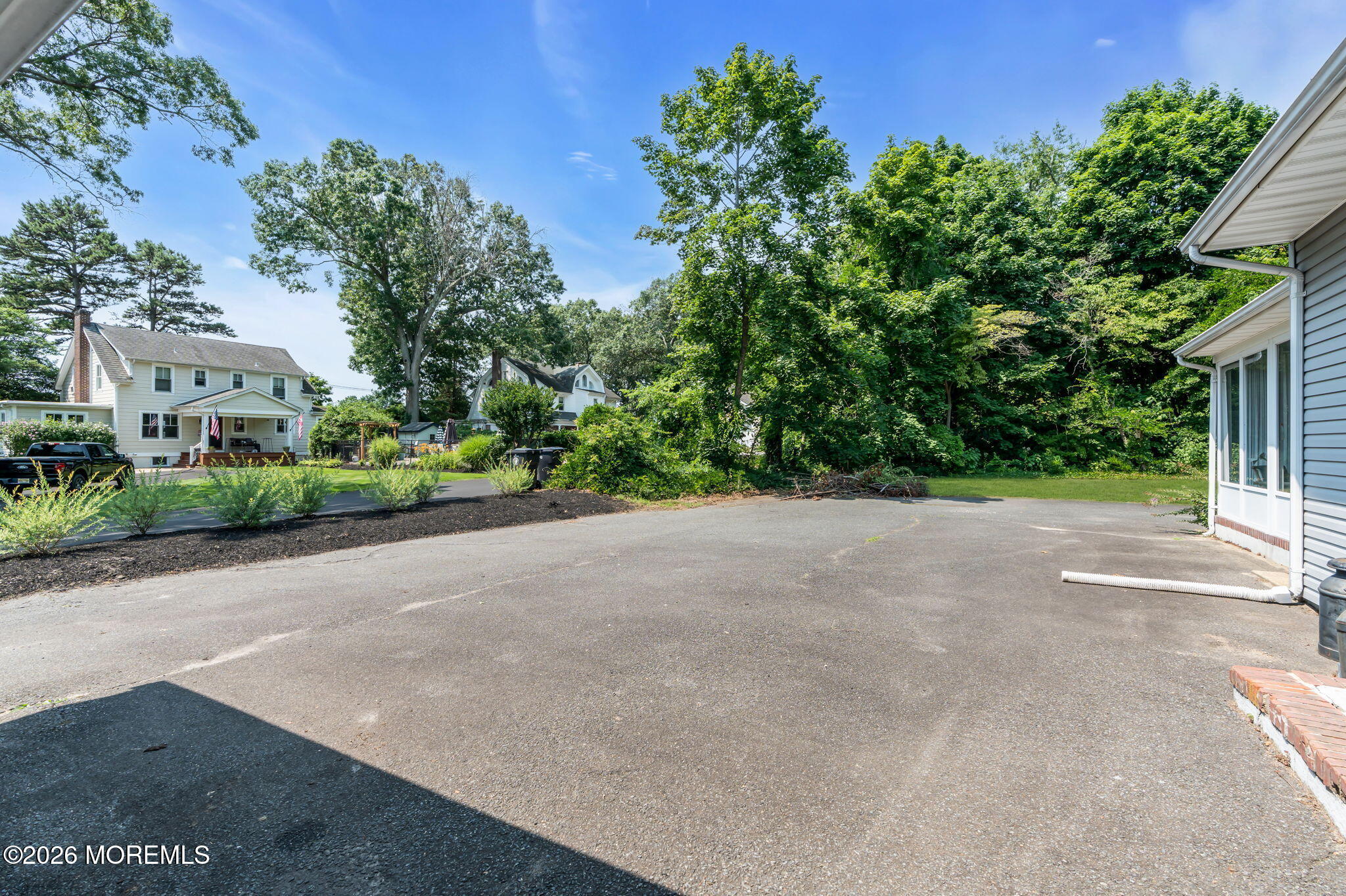 4 Dickinson Avenue Toms River NJ 08753