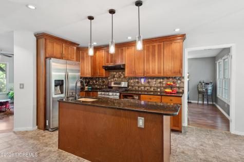 5 Ironwood Court Jackson NJ 08527