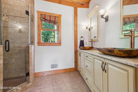 5 Ironwood Court Jackson NJ 08527
