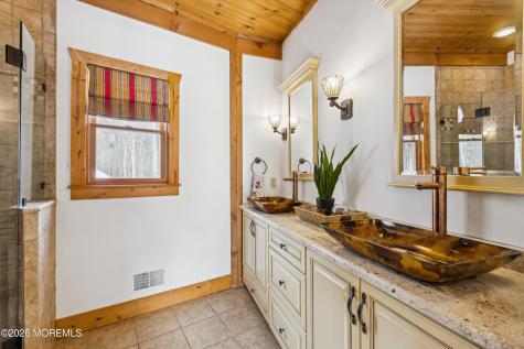 5 Ironwood Court Jackson NJ 08527