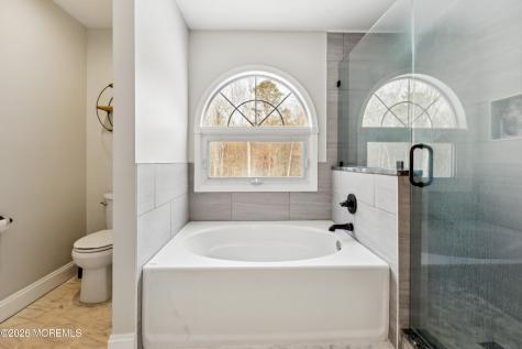 5 Ironwood Court Jackson NJ 08527