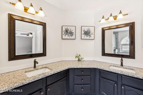 5 Ironwood Court Jackson NJ 08527