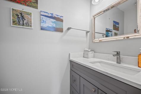 25 Jared Lane Manalapan NJ 07726