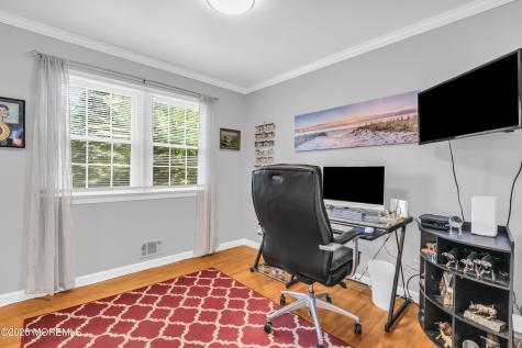 840 Nutswamp Road Red Bank NJ 07701