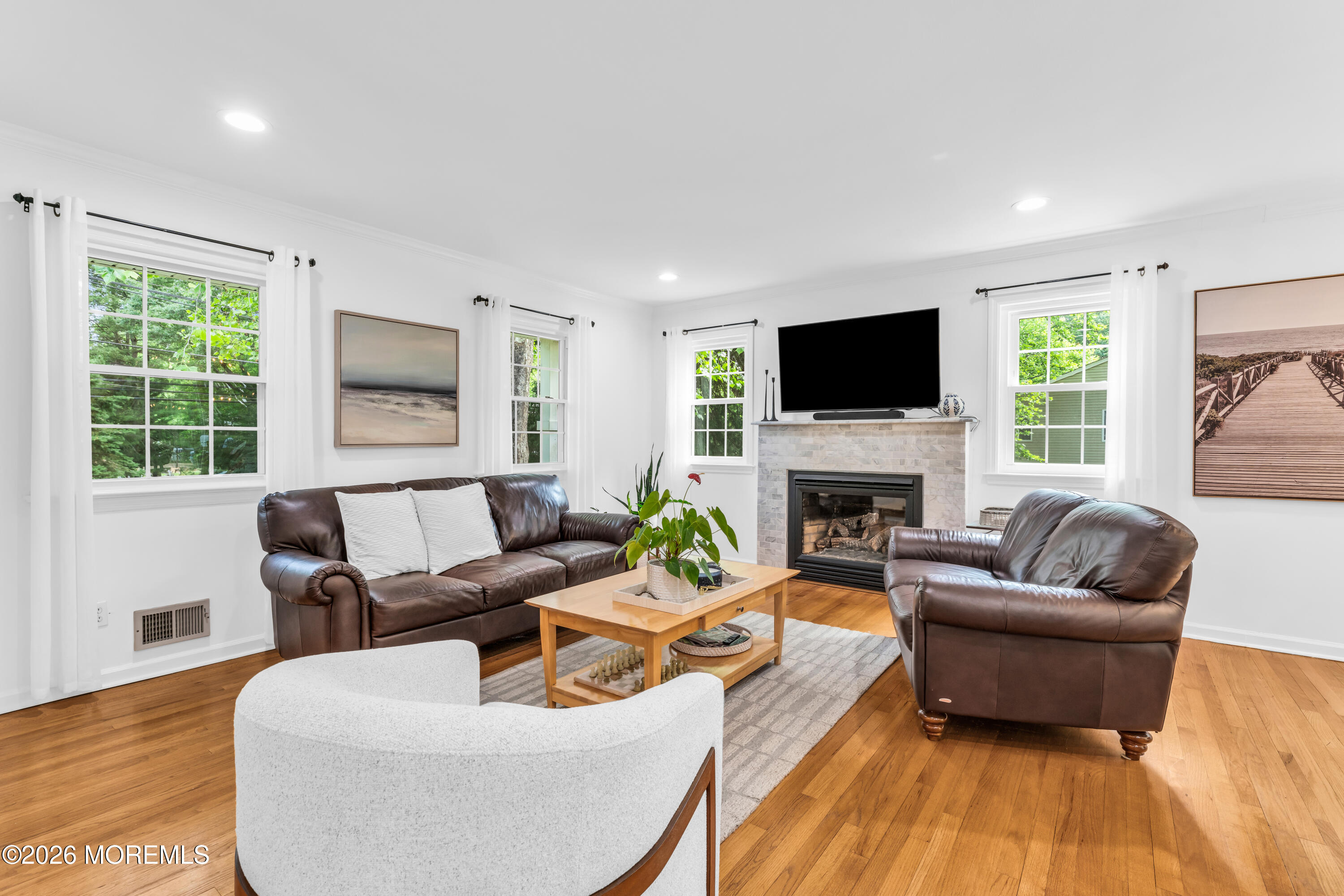 840 Nutswamp Road Red Bank NJ 07701