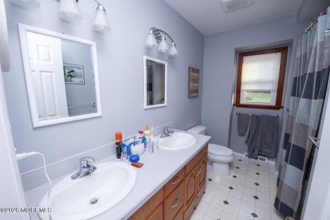 106 Chesterfield Jacobstown Road Wrightstown NJ 08562