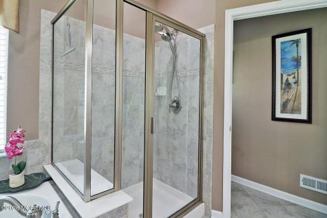 58 Aberdeen Lane Manchester NJ 08759
