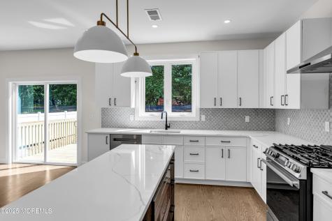 21 Pension Hill Road Englishtown NJ 07726